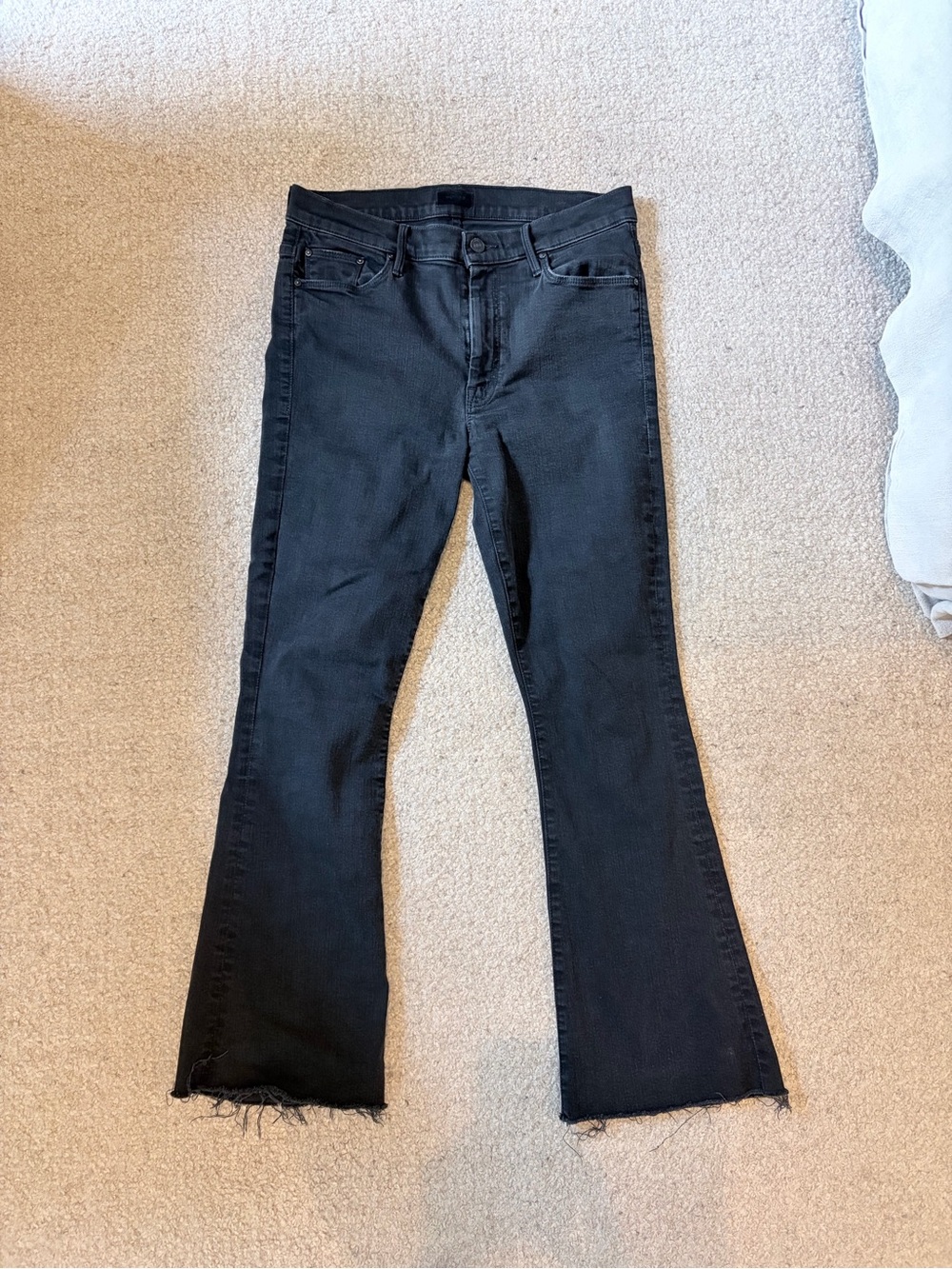 MOTHER Black Weekender Fray. “Not Guilty” Color.  Size 30 Inseam 27”